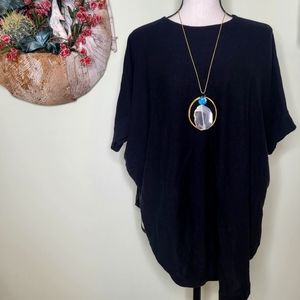 Soon Black Short Sleeve Sweater Top Large